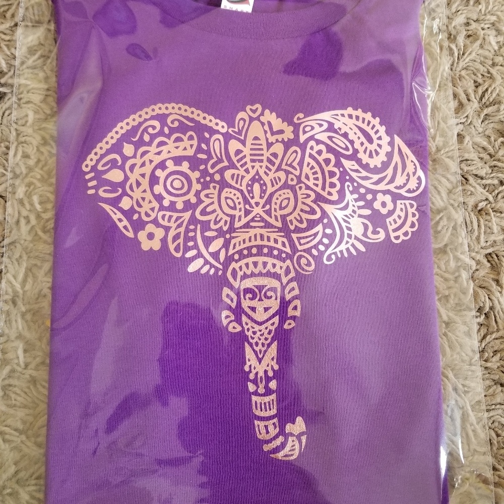 Tribal Elephant tee